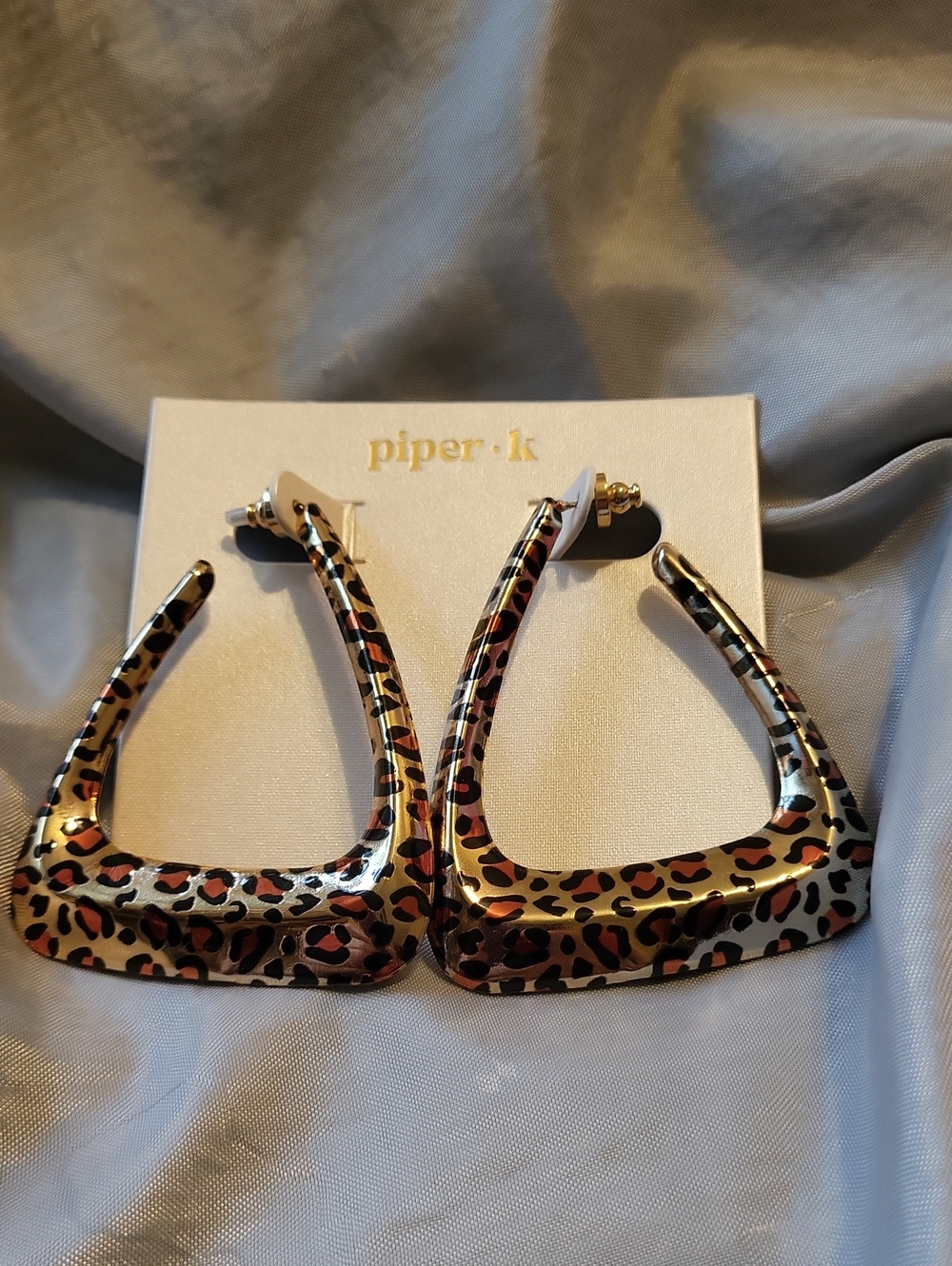 Piper K Gold Leopard Print Triangle Hoop Earrings BURNT ORANGE and Black RT LP